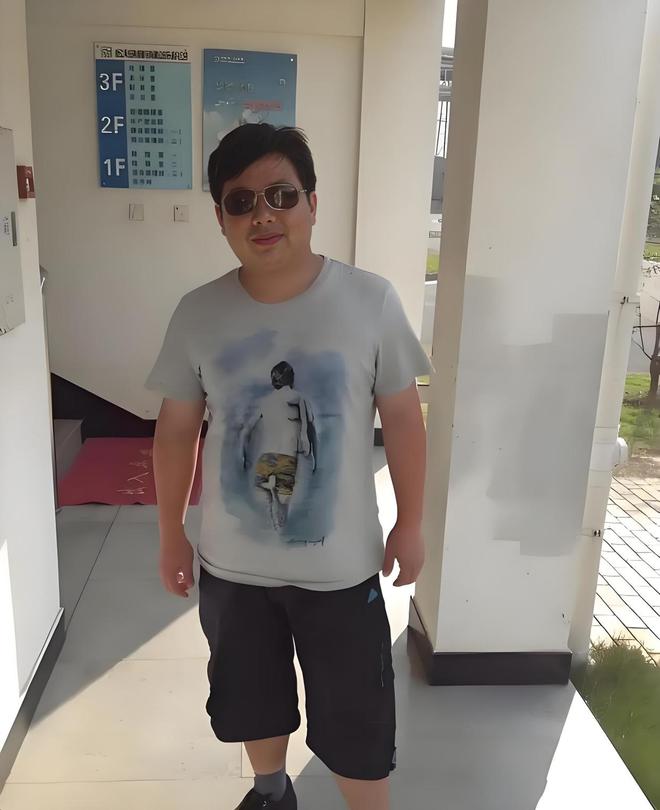 牛蛙”去世仅38岁熬夜久坐不运动是常态冰球突破豪华版突发！知名玩家“dota(图6)