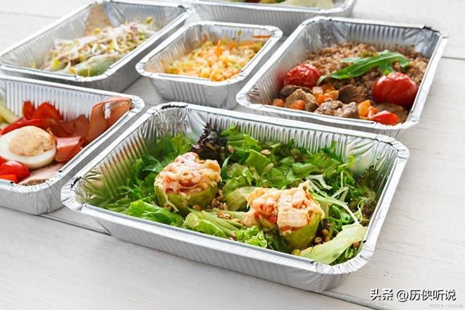 菜正在加速突围未来将成为餐饮新趋势！冰球突破网站外卖时代或将终结？预制(图9)