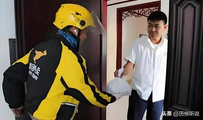 菜正在加速突围未来将成为餐饮新趋势！冰球突破网站外卖时代或将终结？预制(图12)